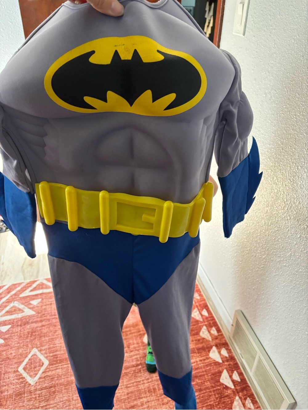 Kids Batman costume toddler size 4/5 no mask